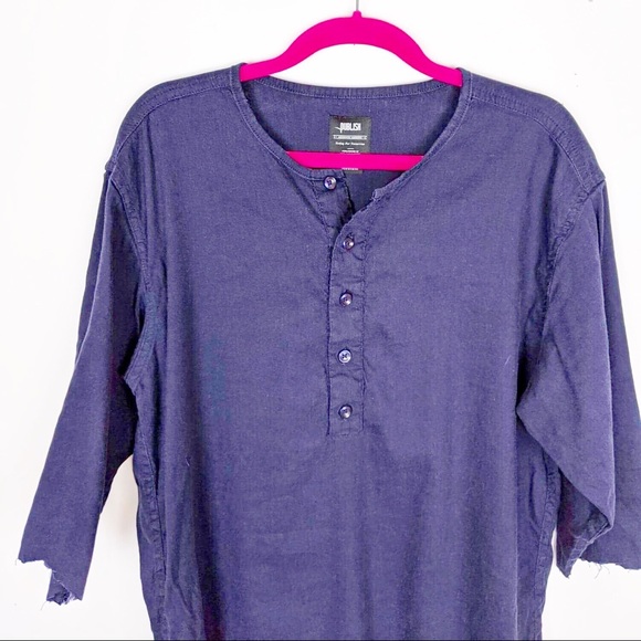 PUBLISH TUNIC - raw hem sleeves - size medium - Picture 4 of 8